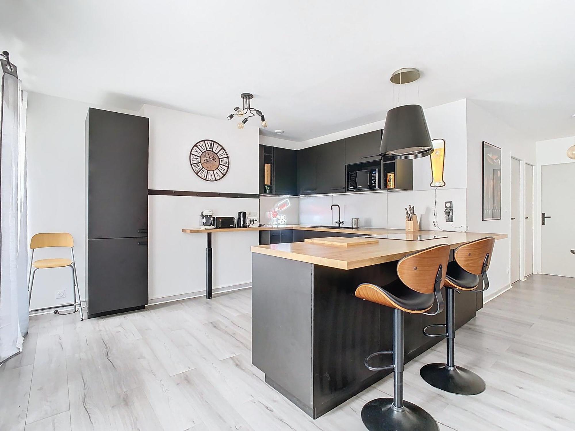Le Loft, 2 85 M2, Hyper Centre, Proche Gare *