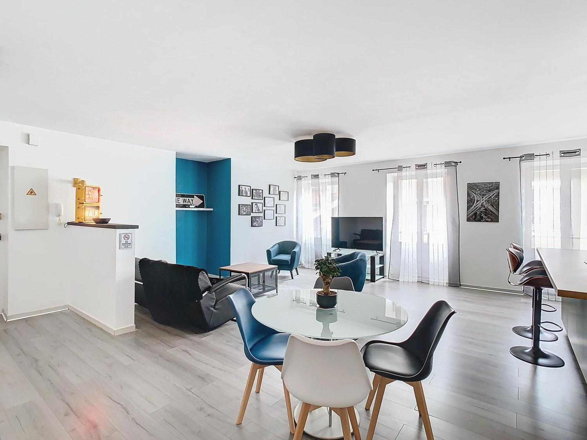 Apartment Le Loft, 2 85 M2, Hyper Centre, Proche Gare *
