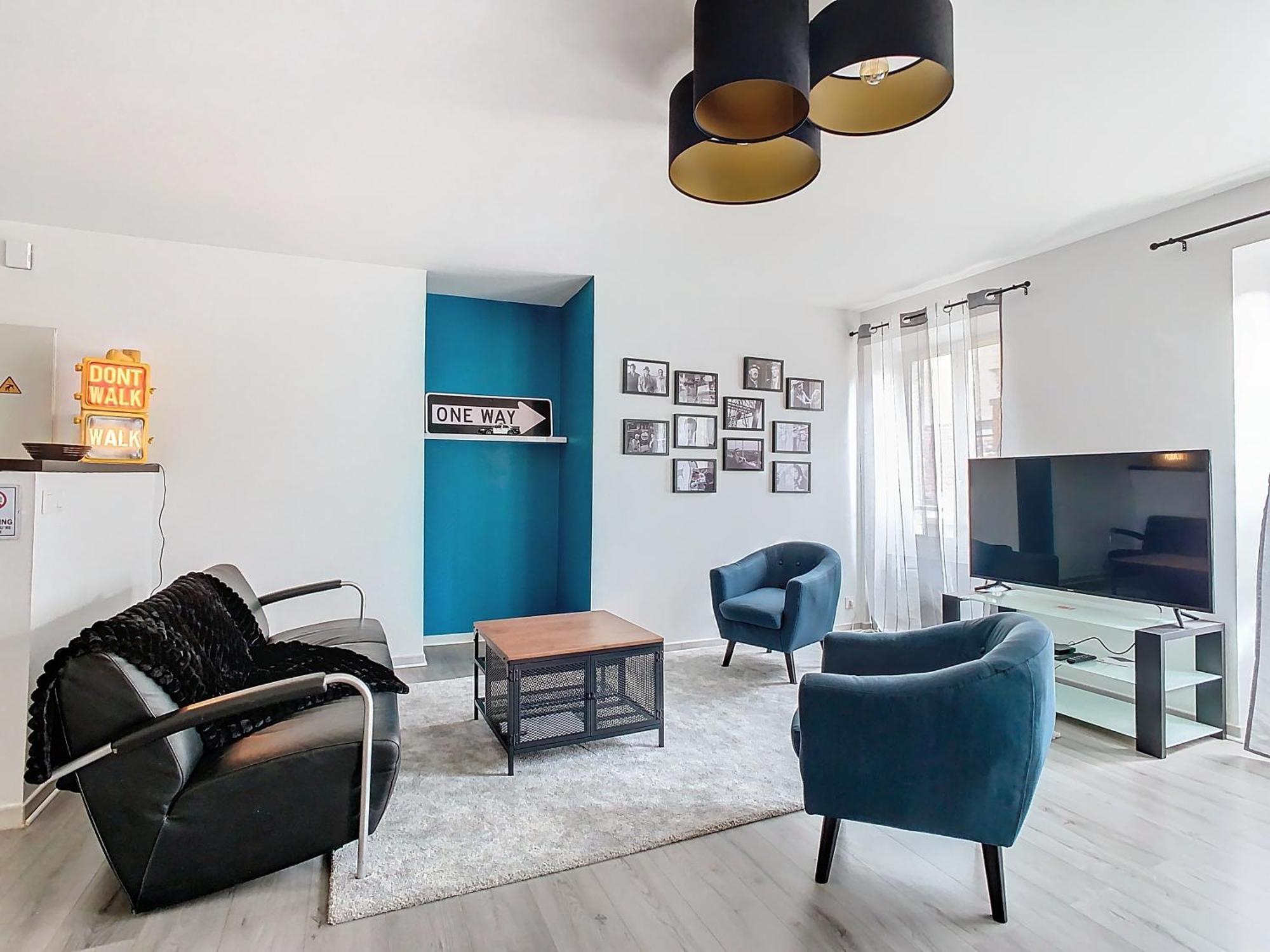 Le Loft, 2 85 M2, Hyper Centre, Proche Gare * Voiron